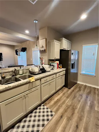 $725 | 2817 Papa Bear Drive, College Station, TX 77845