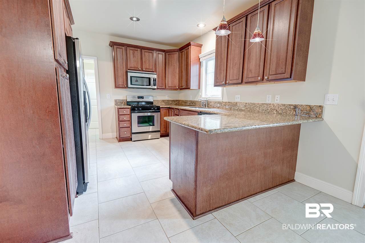 1218 North Cedar Street Foley, AL 36535 - Photo 15 of 29 Breakfast Bar
