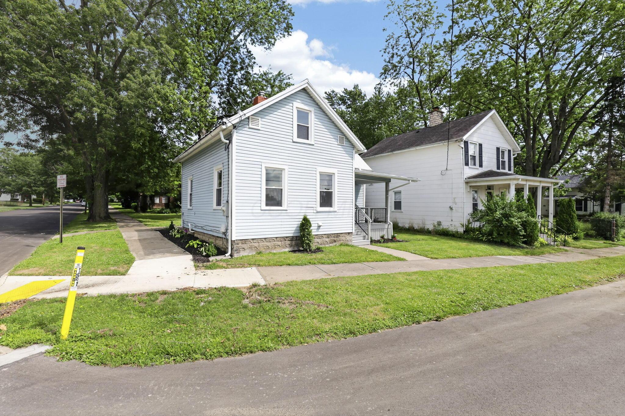 102 Potter Street Delaware, OH 43015 - Photo 3 of 57
