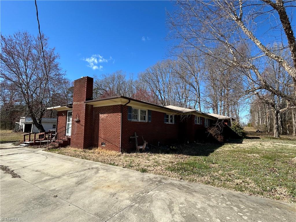 8303 Harlow Road High Point, NC 27263 - Photo 3 of 12