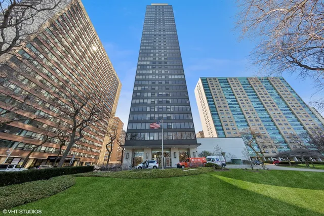 $980,000 | 3150 North Lake Shore Drive, Unit 27F, Chicago, IL 60657