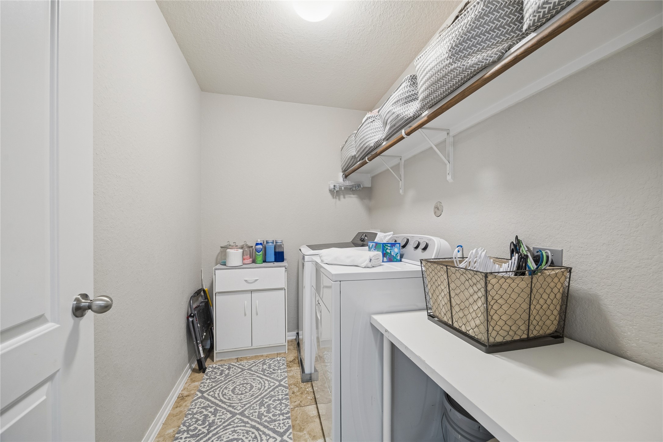 3026 Currier Court Rosenberg, TX 77471 - Photo 21 of 22 a utility room with dryer and washer