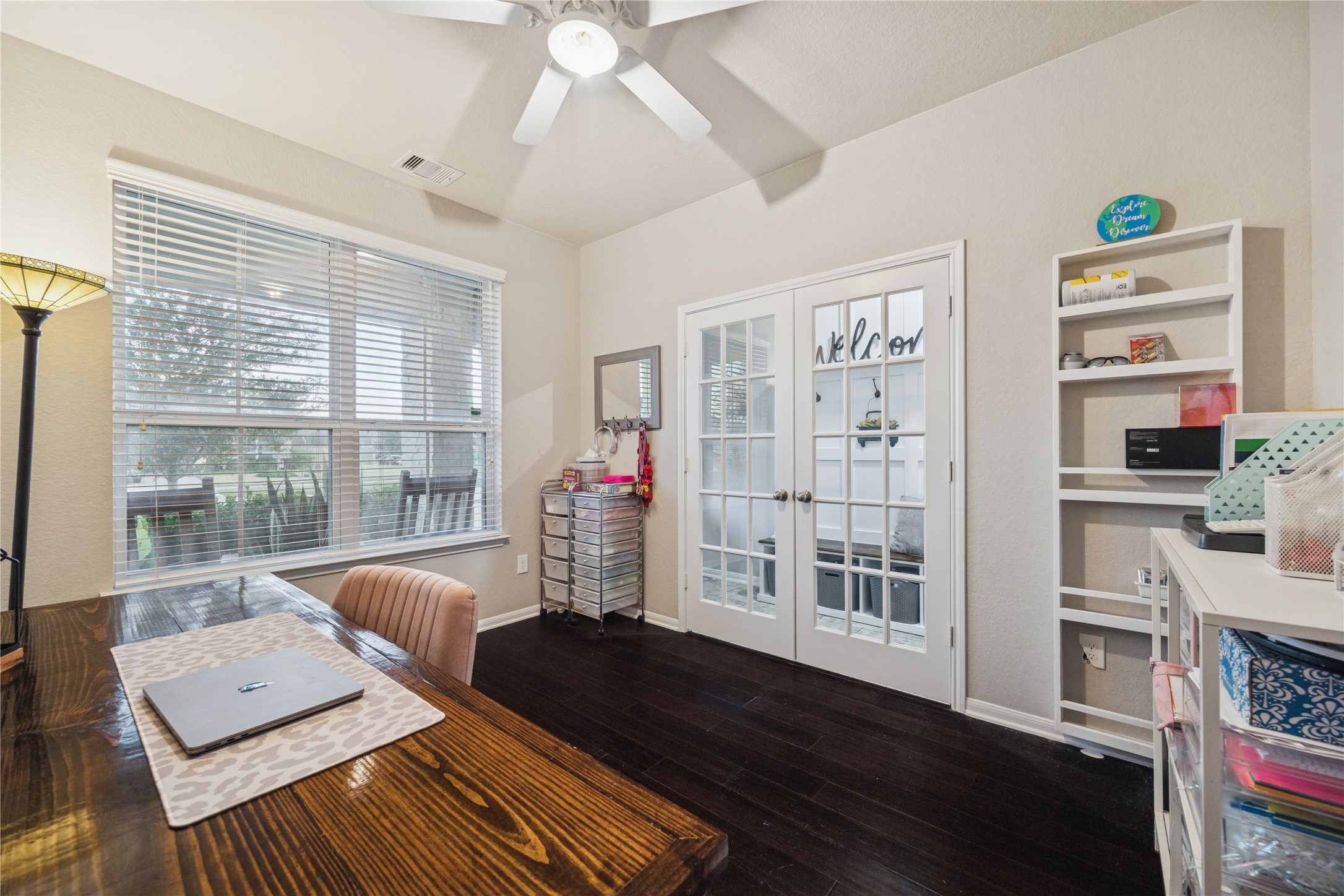 3026 Currier Court Rosenberg, TX 77471 - Photo 6 of 22 a living room with furniture and a window