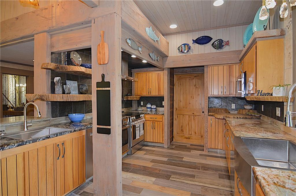 8424 South Russell Road Oak Grove, MO 64075 - Photo 18 of 78