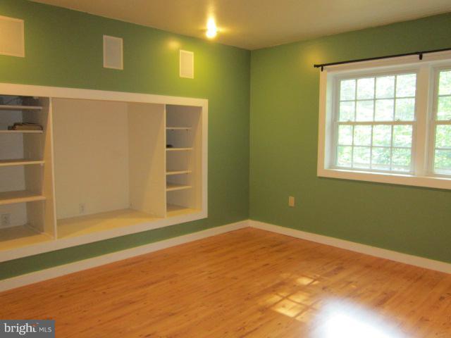 8065 Stillbrooke Road Manassas, VA 20112 - Photo 8 of 30 Media/Library Room