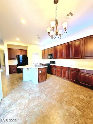 $2,550 | 6628 Chinatown Street, Las Vegas, NV 89166