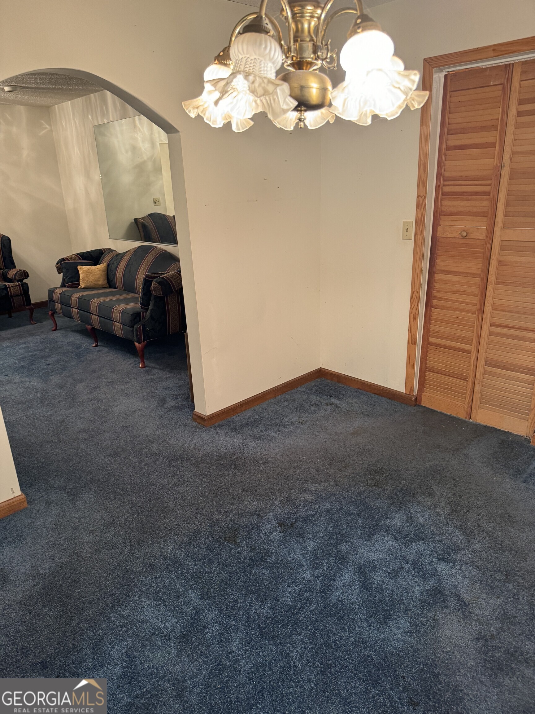 1936 Cedar Grove Road Soperton, GA 30457 - Photo 18 of 43 a view of livingroom with furniture