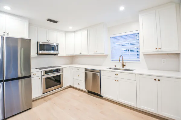 $3,800 | 226 Moccasin Trail West, Jupiter, FL 33458