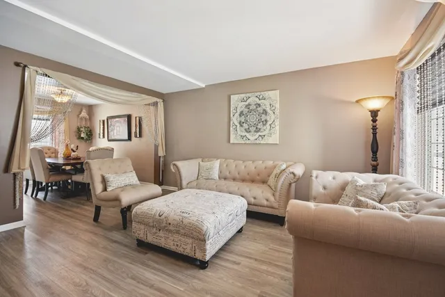 $424,999 | 521 Ivory Lane, Bartlett, IL 60103