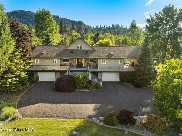 $1,100,000 | 1600 Cottonwood Drive, St. Maries, ID 83861