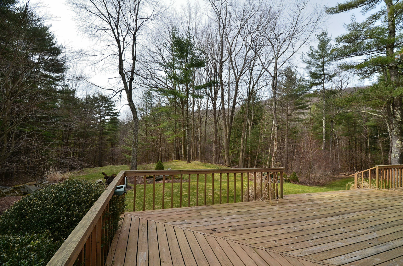 39 W Road Alford, MA 01230 - Photo 23 of 27 Deck