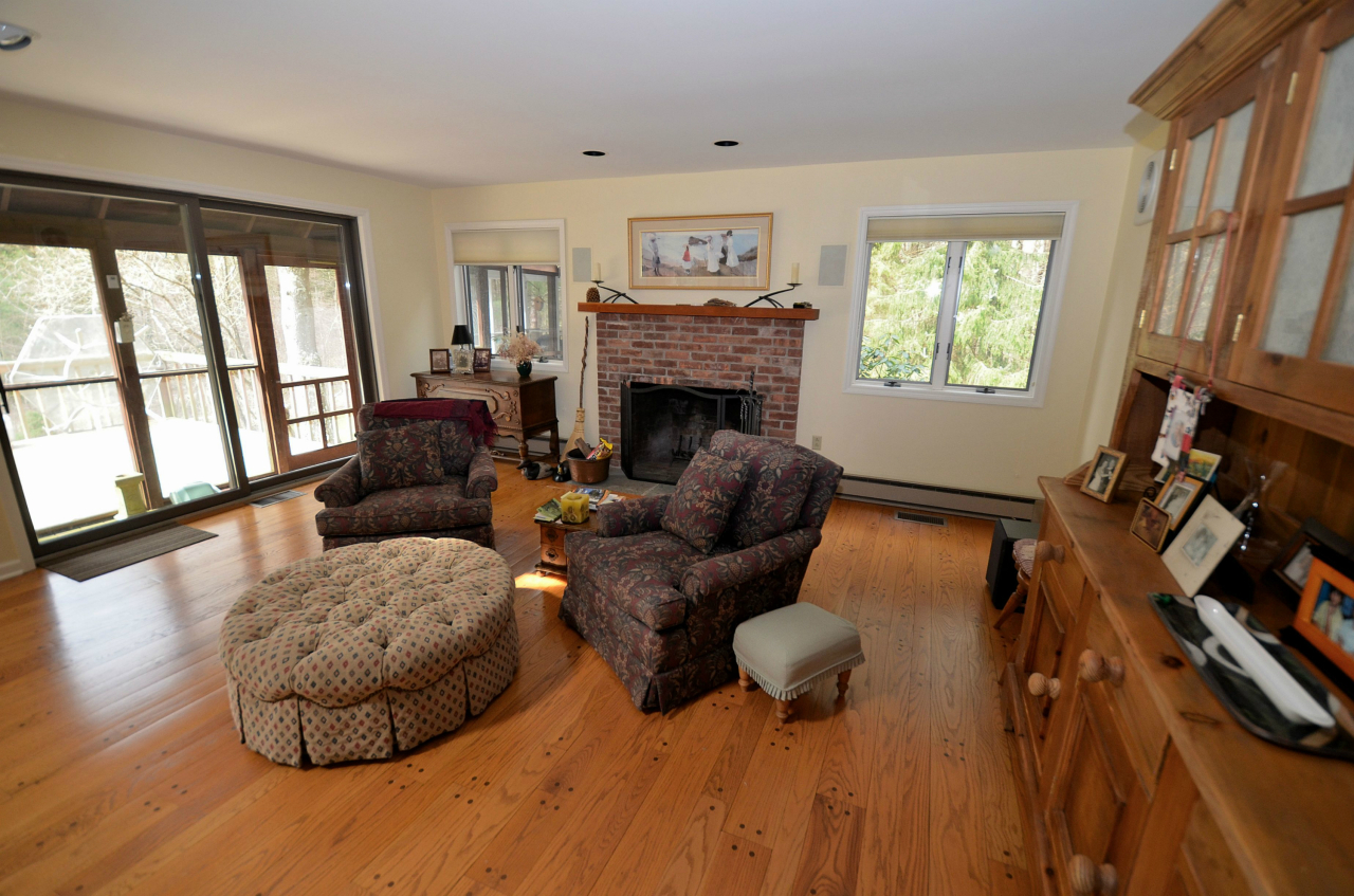 39 W Road Alford, MA 01230 - Photo 9 of 27 Living