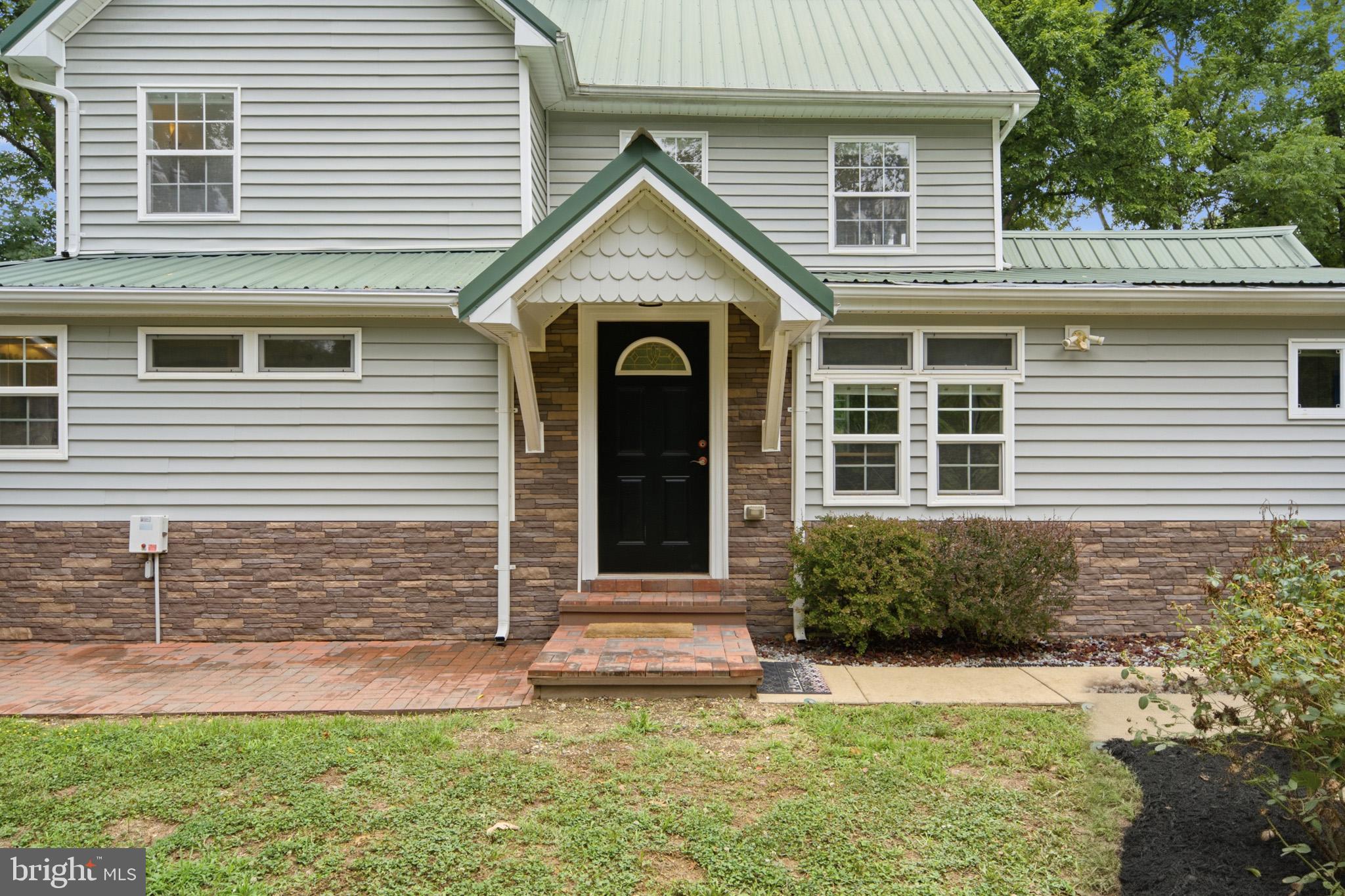 1804 Sixes Road Prince Frederick, MD 20678 - Photo 4 of 32 Beautifully updated exterior.