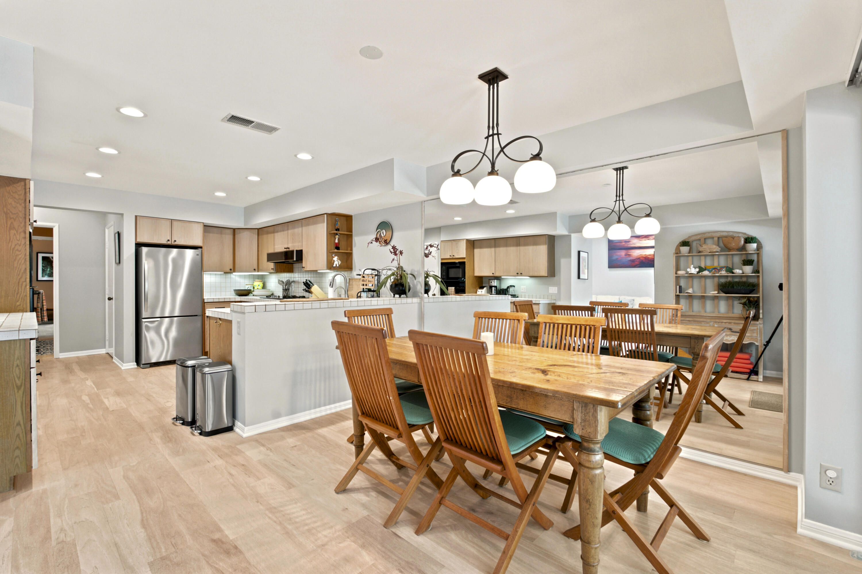 4 Rincon Point Lane Carpinteria, CA 93013 - Photo 18 of 31 Kitchen and Dining