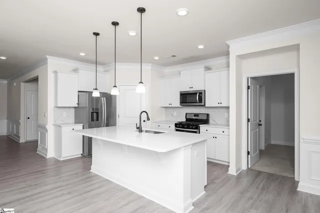 $2,595 | 22 Daybreak Place, Simpsonville, SC 29681