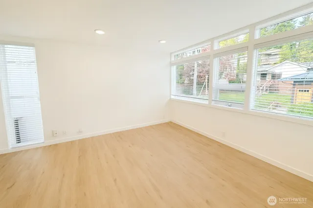 $2,175 | 3521 South Leschi Place, Unit 3, Seattle, WA 98144