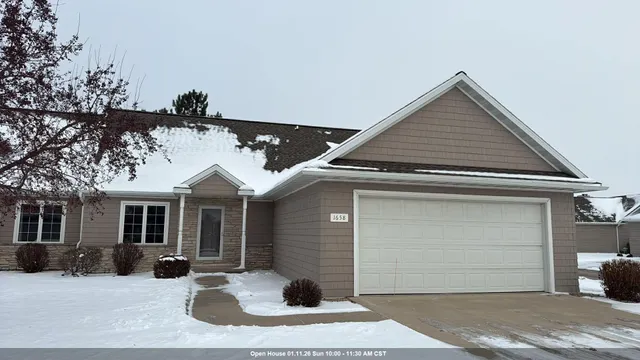 $299,900 | 1658 Remington Ridge Way, De Pere, WI 54115