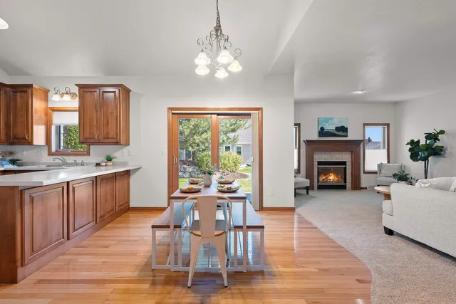 $339,900 | 1658 Remington Ridge Way, De Pere, WI 54115