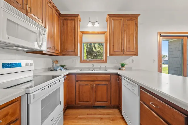 $339,900 | 1658 Remington Ridge Way, De Pere, WI 54115