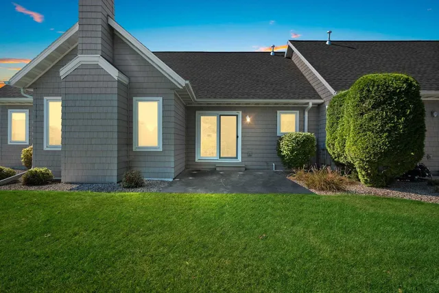 $339,900 | 1658 Remington Ridge Way, De Pere, WI 54115