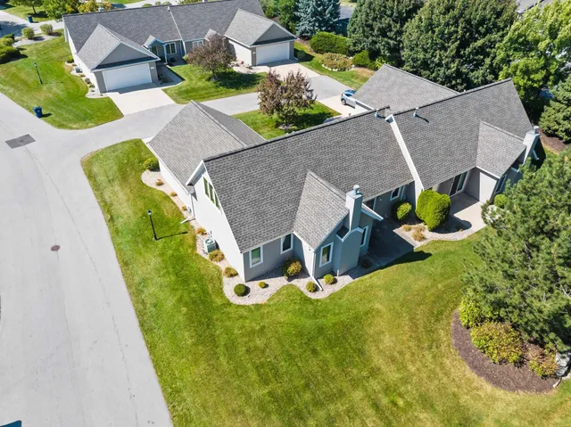 $339,900 | 1658 Remington Ridge Way, De Pere, WI 54115