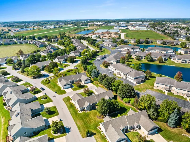 $339,900 | 1658 Remington Ridge Way, De Pere, WI 54115