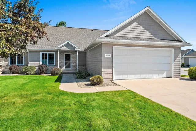 $339,900 | 1658 Remington Ridge Way, De Pere, WI 54115
