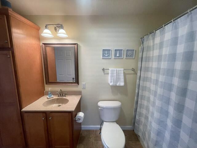 35 Barefoot Cottage Road, Unit 103 Wells, ME 04090 - Photo 29 of 32 pocket door to master