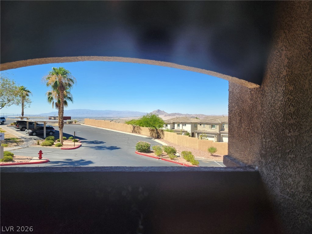 231 West Horizon Ridge Parkway, Unit 1127 Henderson, NV 89012 - Photo 27 of 39 Panoramic mountain views define this captivating outdoor vista, offering a picturesque backdrop for serene living.