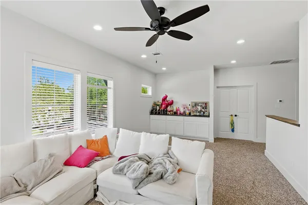 $645,000 | 606 Banks Street, College Station, TX 77840