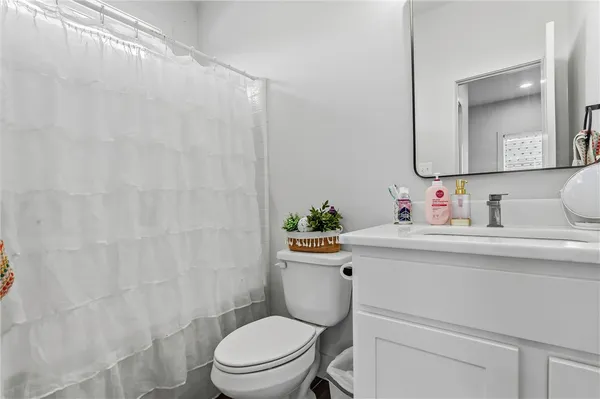 $645,000 | 606 Banks Street, College Station, TX 77840