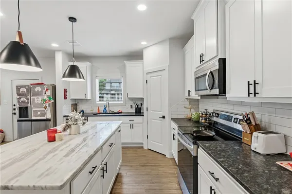 $645,000 | 606 Banks Street, College Station, TX 77840