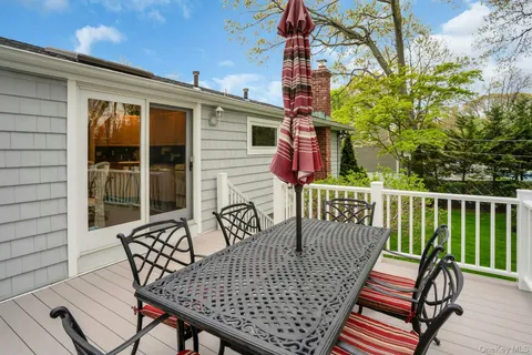 $899,000 | 22 Abbey Drive, Commack, NY 11725