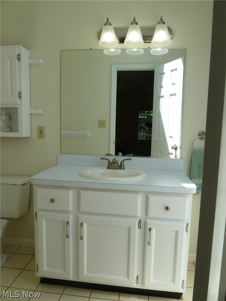18700 Highpoint Road Chagrin Falls, OH 44023 - Photo 16 of 28 Gallery Image 16