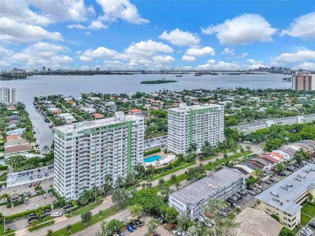 $180,000 | 2100 Sans Souci Boulevard, Unit A509, North Miami, FL 33181