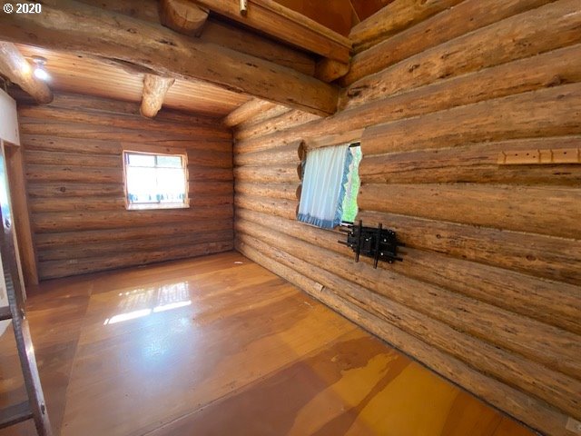 5970 North Fork Road Yakima, WA 98903 - Photo 8 of 19