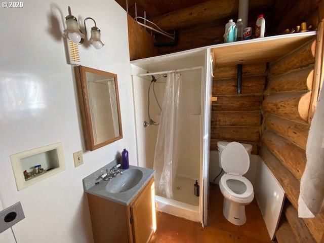 5970 North Fork Road Yakima, WA 98903 - Photo 9 of 19