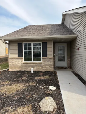 $250,000 | 321 Wildwood Circle, Roberts, WI 54023