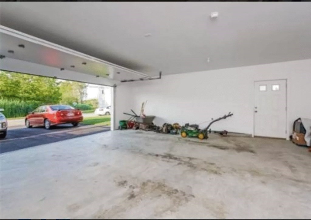 169 Whitefield Street Fall River, MA 02721 - Photo 24 of 24 Gallery Image 24