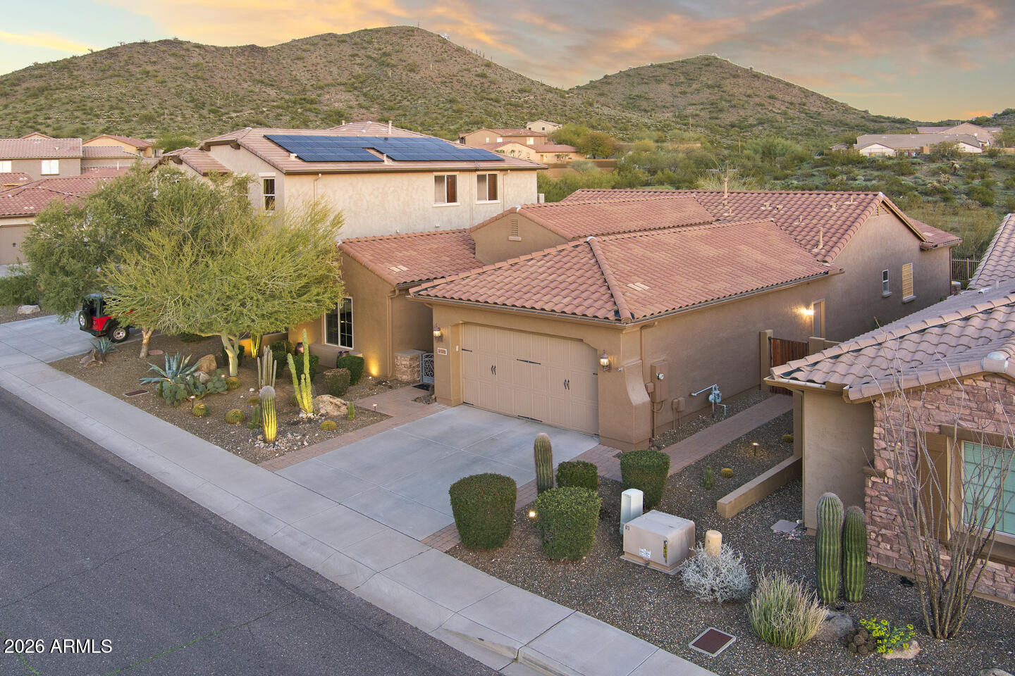 2025 West Steed Ridge Phoenix, AZ 85085 - Photo 35 of 53 MAX_0108
