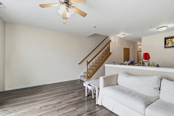 $205,000 | 4568 Garritano Street, Unit B, Yorkville, IL 60560