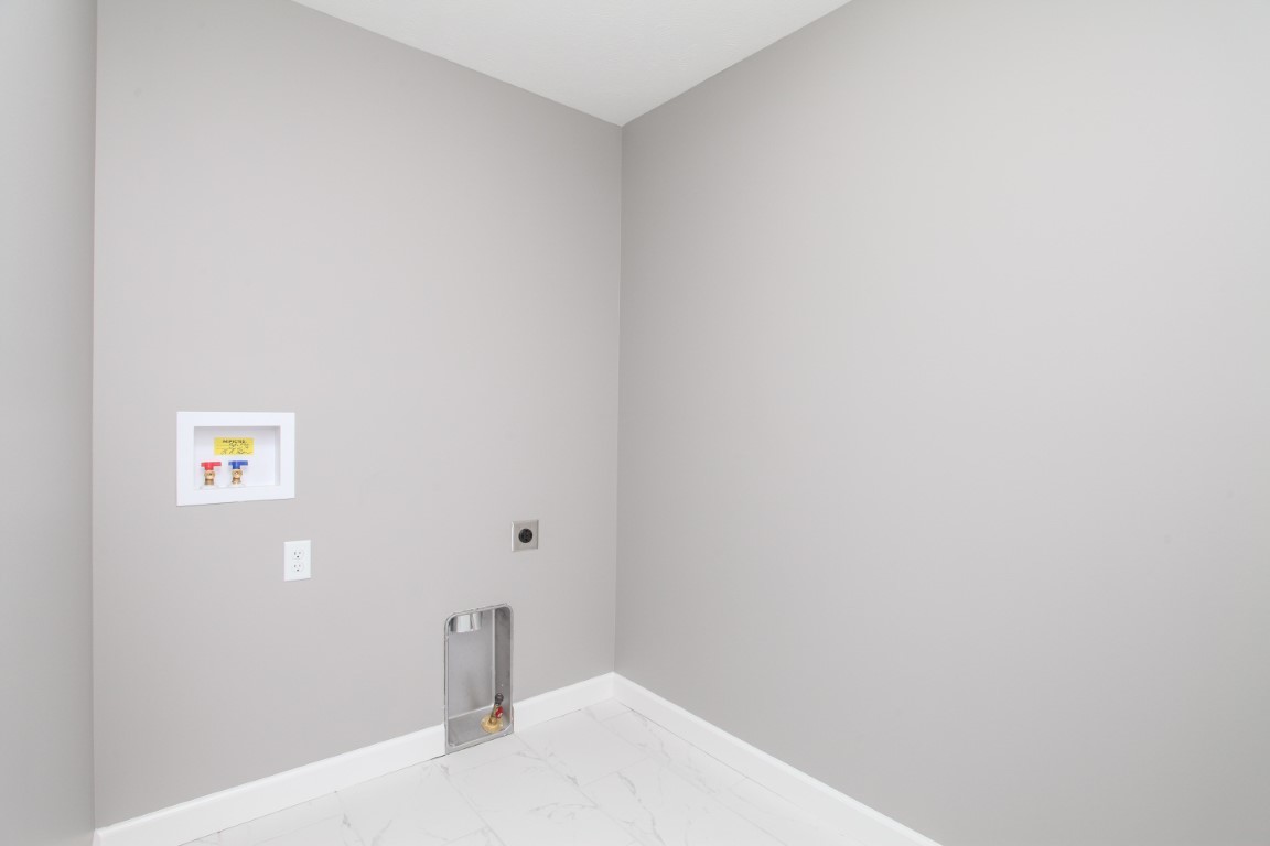 2238 Heather Ridge Drive Normal, IL 61761 - Photo 22 of 26 a small space with a window