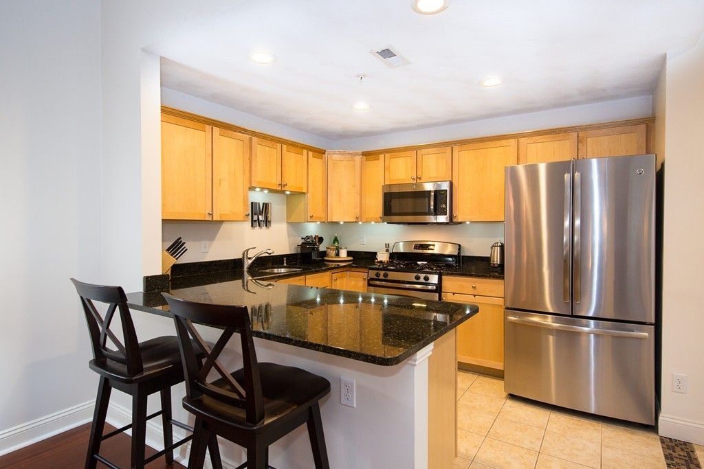 82 Virginia Road, Unit 410 Lincoln, MA 01773 - Photo 7 of 19 Gallery Image 7