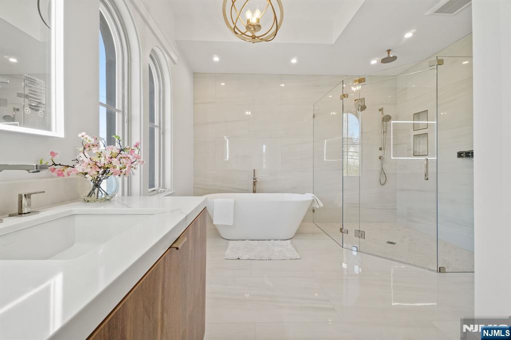 982 Closter Dock Road Alpine, NJ 07620 - Photo 16 of 23