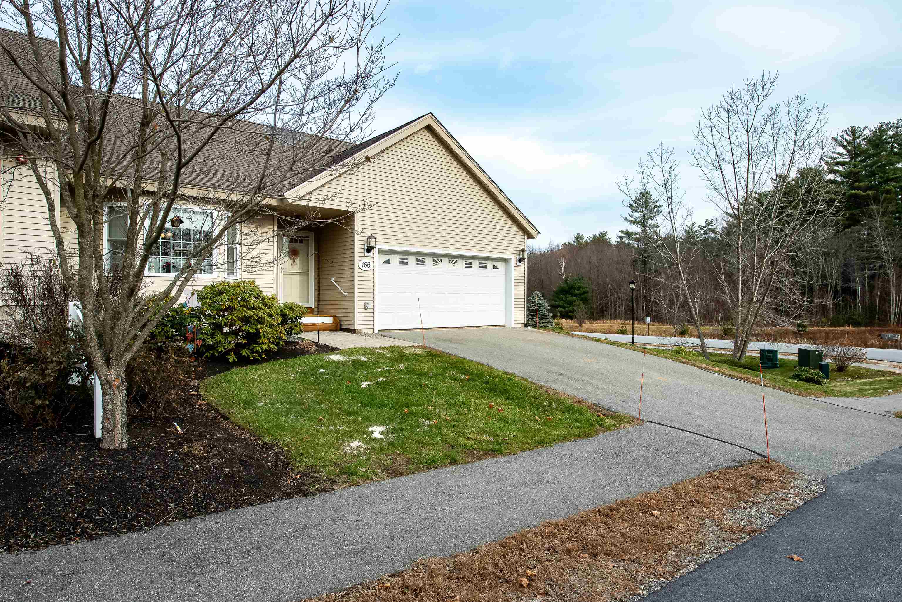 166 Hall Road Fremont, NH 03044 - Photo 2 of 37