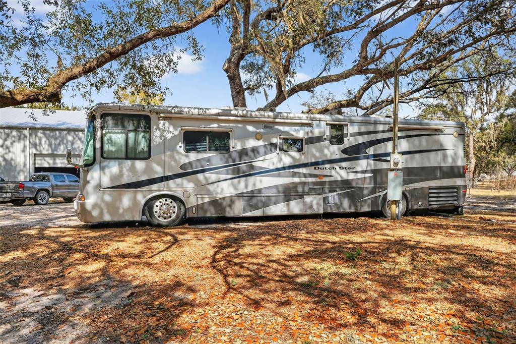4533 Southwest 37th Terrace Bushnell, FL 33513 - Photo 50 of 58 a view of a car garage