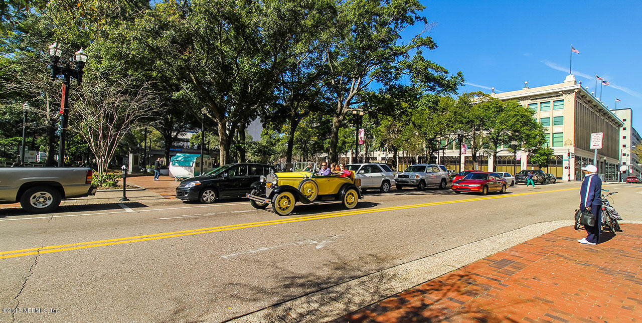 10504 Rutgers Road Jacksonville, FL 32218 - Photo 28 of 32 a view of a street with cars