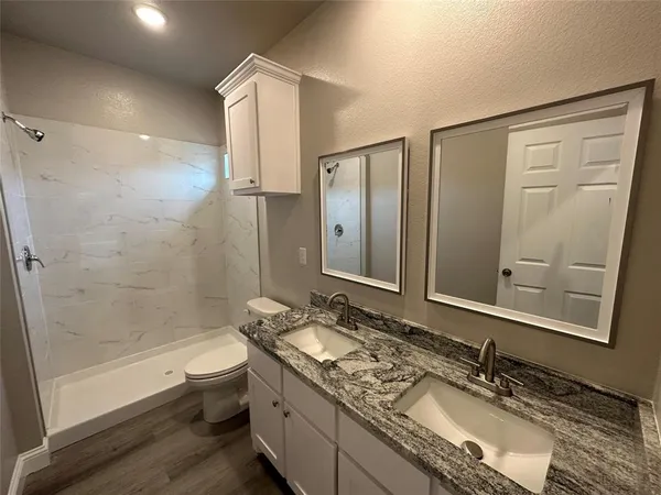$1,675 | 1412 Morse Street, Greenville, TX 75401
