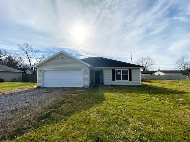 $170,000 | 615 9th Street, Grandview, IN 47615