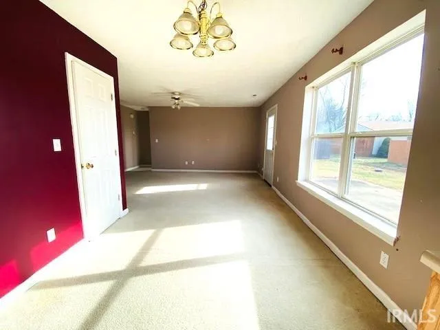 $170,000 | 615 9th Street, Grandview, IN 47615